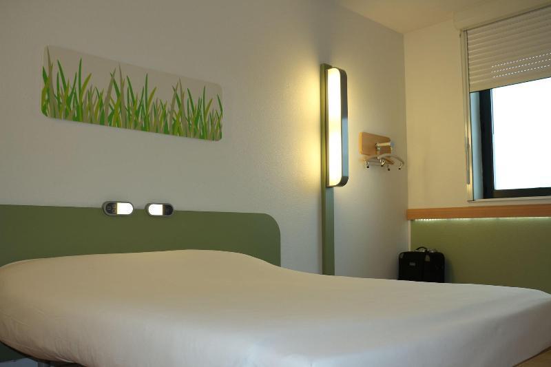 Ibis Budget Castelnaudary - A61 Εξωτερικό φωτογραφία
