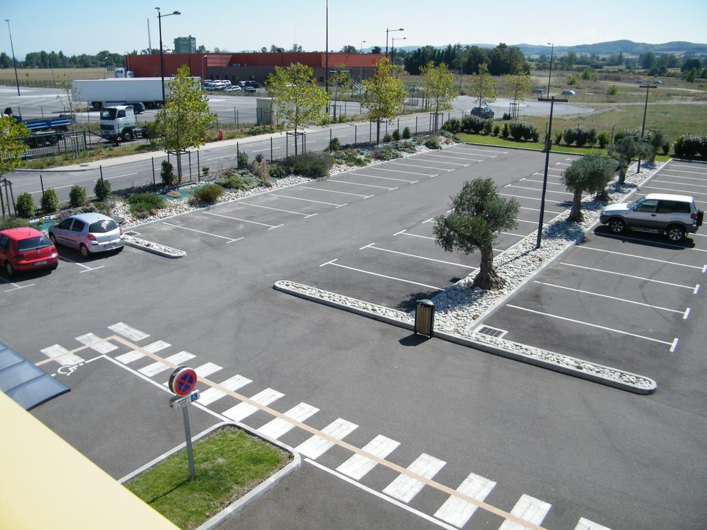 Ibis Budget Castelnaudary - A61 Εξωτερικό φωτογραφία