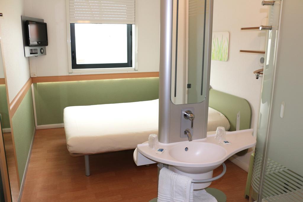 Ibis Budget Castelnaudary - A61 Δωμάτιο φωτογραφία