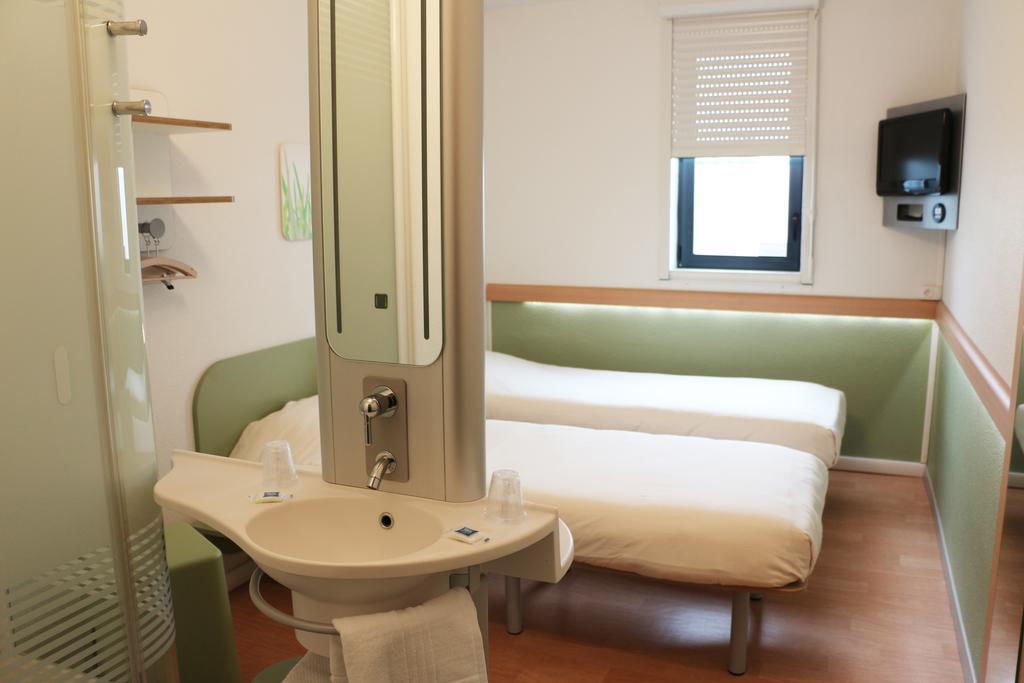 Ibis Budget Castelnaudary - A61 Δωμάτιο φωτογραφία
