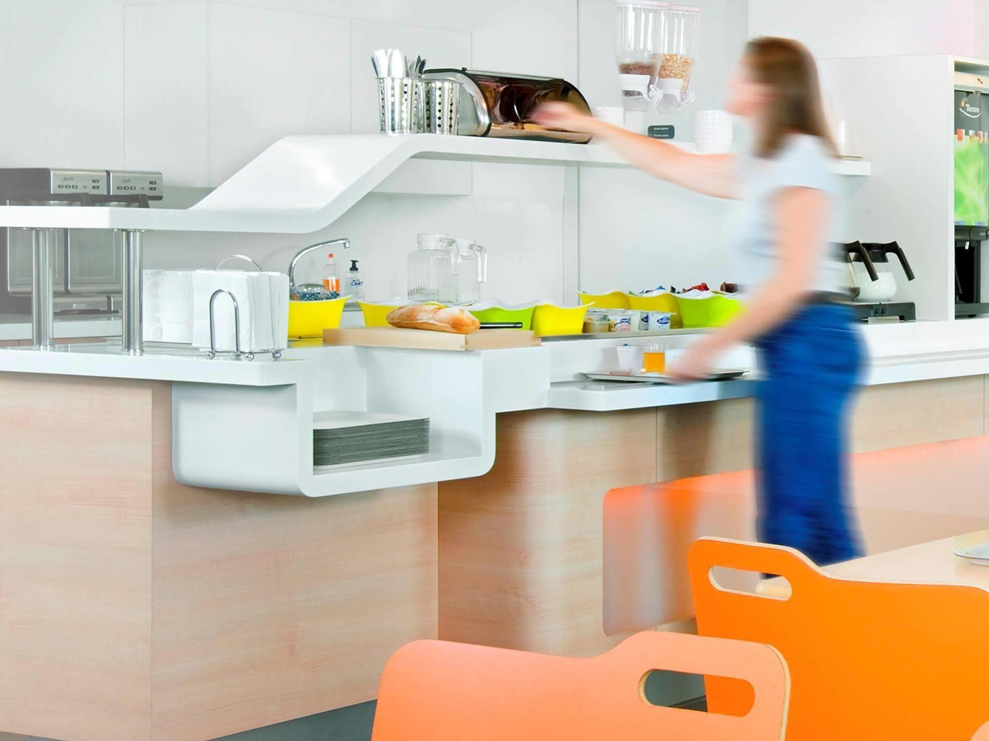 Ibis Budget Castelnaudary - A61 Εξωτερικό φωτογραφία